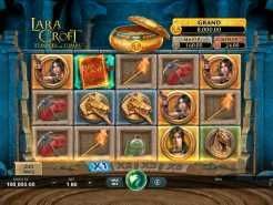 Lara Croft: Temples and Tombs Slots